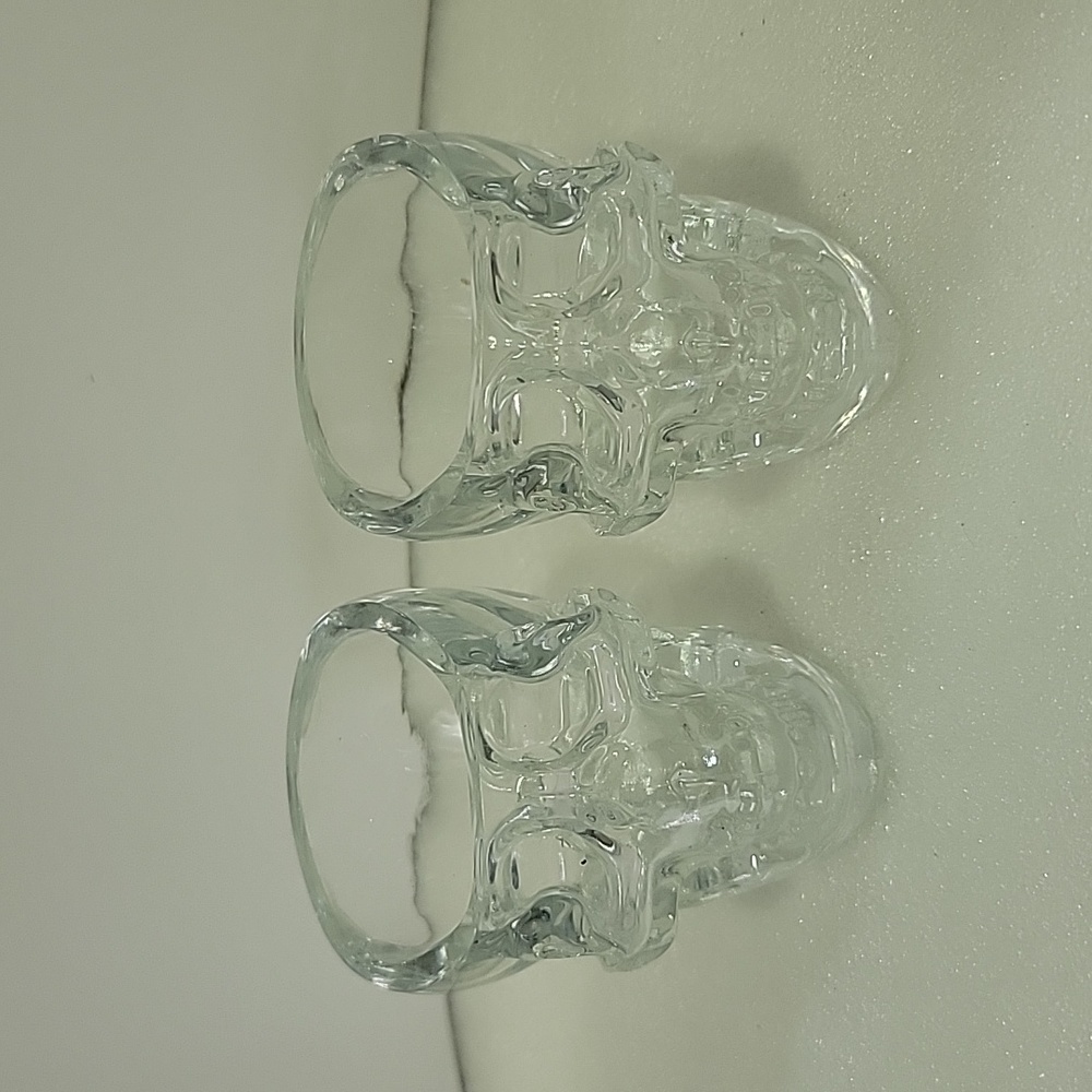 Crystal Head Vodka Skull Shaped Shot Glasses. 050223